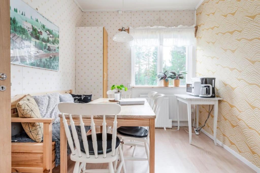 Fjaellnaera Stuga Med Laengdspar & Sjoe I Naerheten Vemhån Exteriör bild