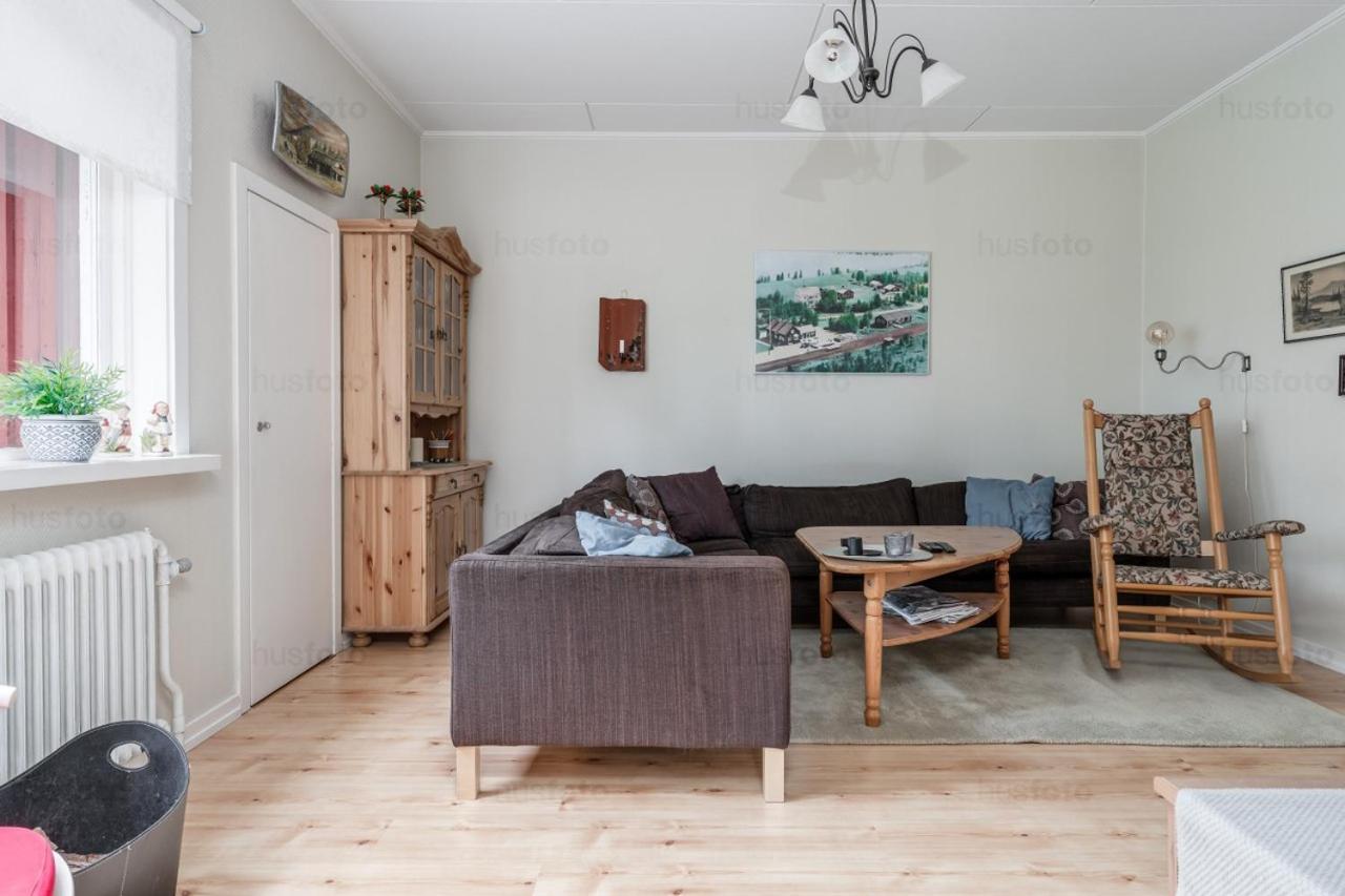 Fjaellnaera Stuga Med Laengdspar & Sjoe I Naerheten Vemhån Exteriör bild